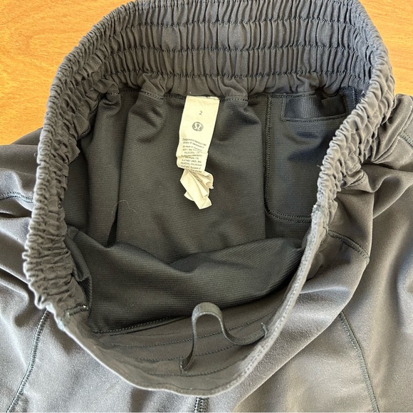 Lululemon Hotty Hot Short *High-Rise Long 4" Black Size 2 - Picture 8 of 12